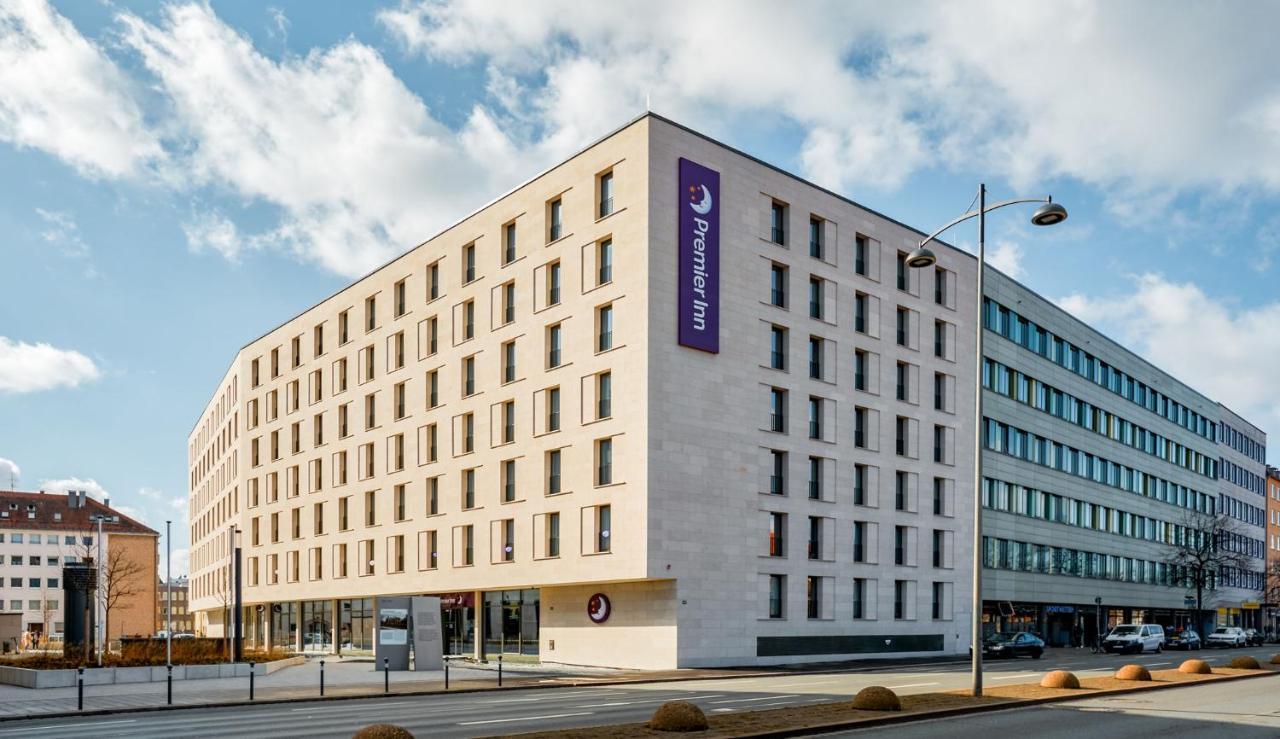 Premier Inn Nuernberg City Opernhaus Exterior photo